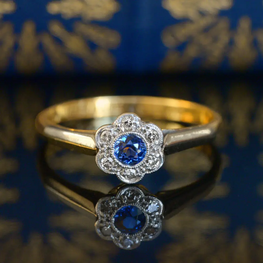 Art Deco Sapphire & Diamond Daisy Cluster Ring in 18ct Gold & Platinum